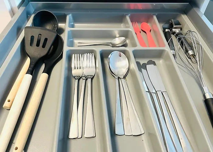 מלון דירות Apstay Prime I Parking Option I Self Checkin 3*